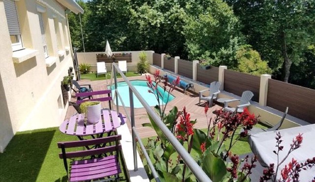 Villa 4 bedrooms/4 bathrooms - 9 pers. - Swimming pool - Nice amenities - Green setting