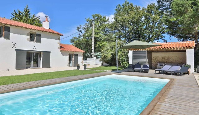 Villa 4 chambres avec piscine en pleine nature