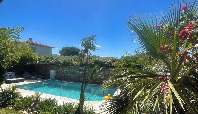 Villa 4 Chambres Avec Piscine