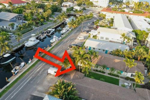 Villa#4 House in Pompano at 4 minutes from the beach!