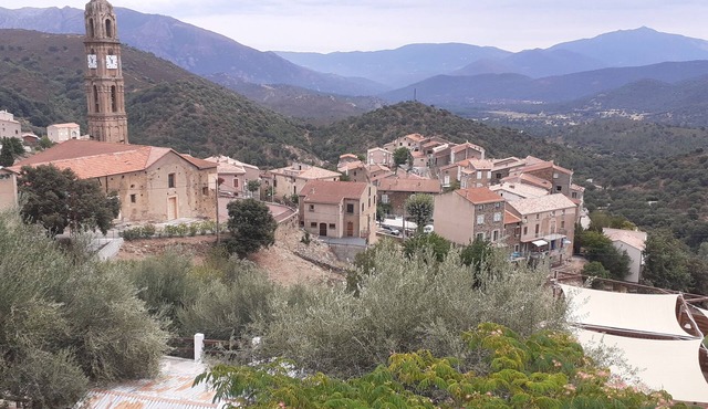 Villa 4 persons l'aghia village view, quiet, 2 bedrooms, terrace