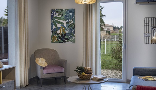 Villa 4 rooms 6/8 people (82 m²) air-conditioned in residence with swimming pool (34)