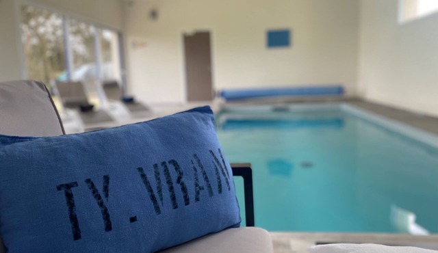 Villa 4* -Ty-Vran-Internal swimming pool-50 meters from the beach.