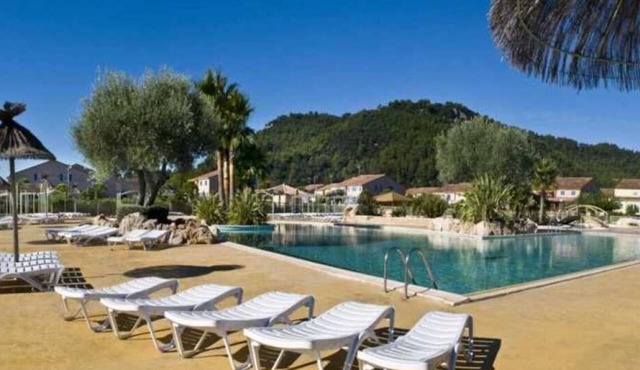 Villa 5 étoiles - Parc aquatique - efbgii