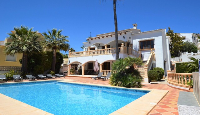 Villa 5 bed. 10 pers./Private swimming pool/Sea view/Garden/Terrace/Wifi