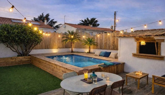 Villa 5 Chambres, 3 SDB, piscine, La Chaume