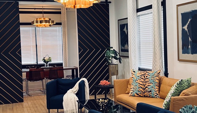 Villa 5 mins walk to IMG Academy. Sleeps 6. PoolnGated and 2 free parking spots