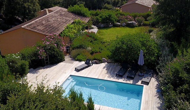 Villa 6 - 8 people with private heated pool in Porto Vecchio