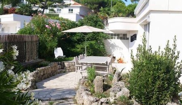 VILLA 6 PERS. LES PIEDS DANS L'EAU, ST PALAIS SUR MER NAUZAN BEACH