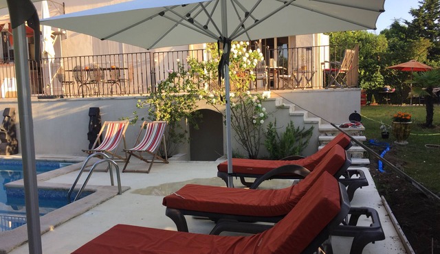 Villa 6 people, swimming pool 5x10, in Aix en Provence, 2 km from the city center