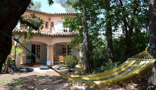 Villa 6 People Saint Raphaël 5 min drive from the Beach, 2 min Golf courses