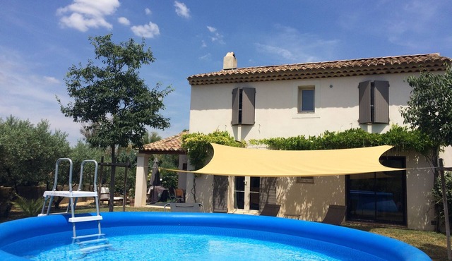 Villa 6 people with swimming pool in Pertuis