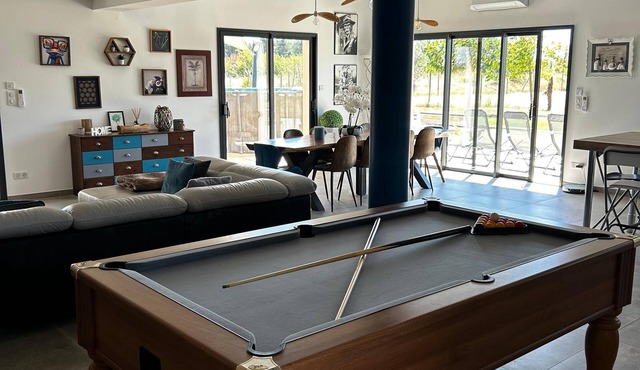 Villa 8-10 pers, 4 suites 20 min from Sète and Montpellier