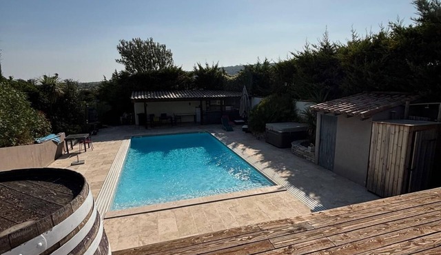 Villa 8 pers | Swimming pool, summer kitchen & fenced garden | Near Lac du Salagou