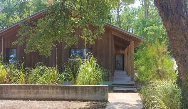 Villa 8 pers near lagoon, WiFi, pets allowed, parking