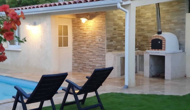 Villa 8 persons all comfort private swimming pool 7x4