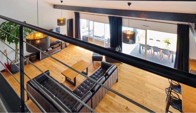 Villa a 100 M du quartier des docks de biarritz jacuzzi , piscine chauffée , pétanque