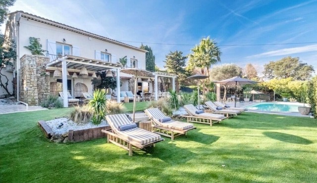 Villa a 3 km de Saint-tropez Avec Piscine Chauffée