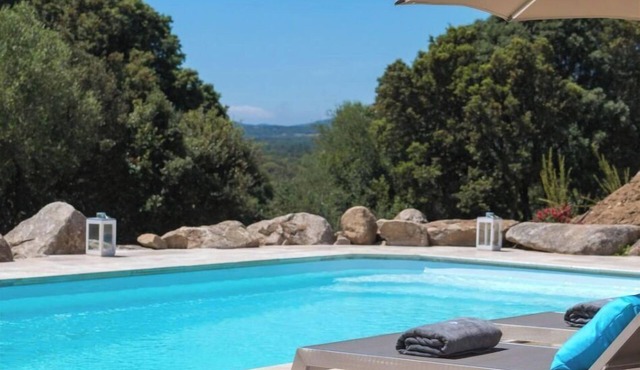 Villa A Liccia in the heart of the maquis with private pool, surrounded by nature
