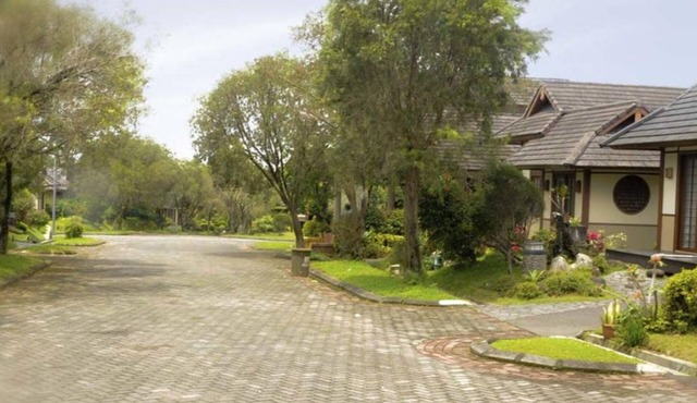 VILLA ADE - 0220 KOTA BUNGA PUNCAK
