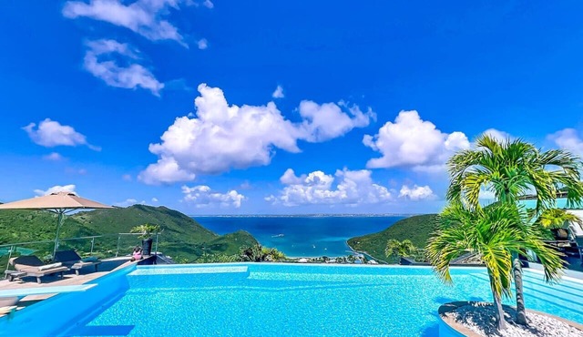 Villa Adrienne – Elegance, Comfort & Breathtaking Views