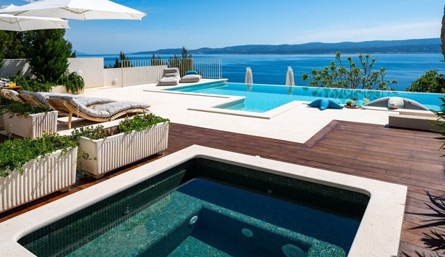 Villa Agata - Private Pool, Jacuzzi, Sauna, Gym, Sea views