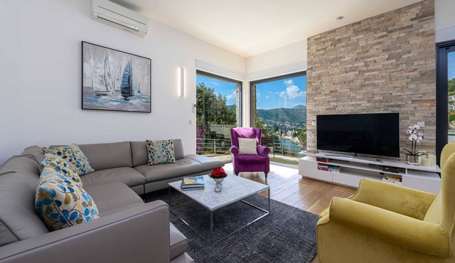 Villa Agave - Four Bedroom Villa with Swimming Pool