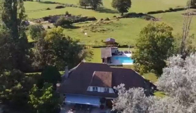 Villa Agonges 14 people