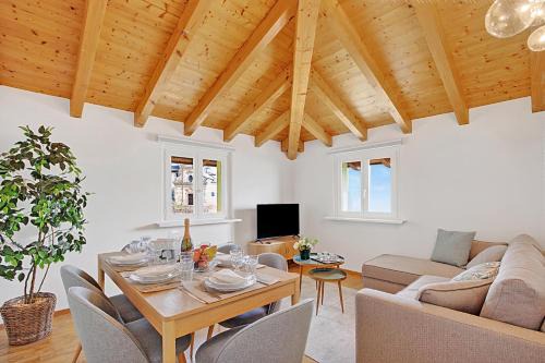 Villa Agra Apartment - Happy Rentals