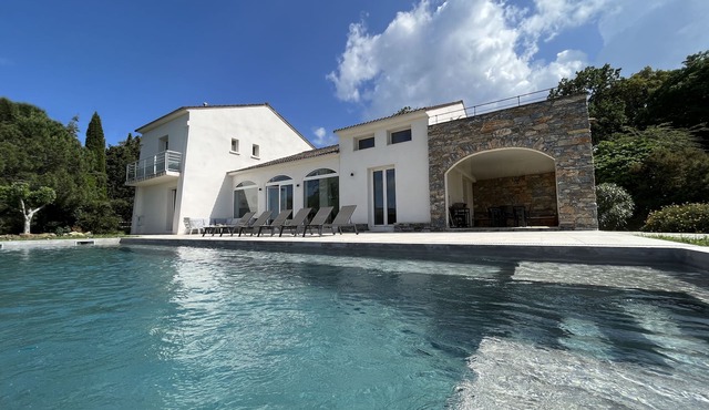 Villa Albitru - Domaine Romella - Private swimming pool and sauna - View of the Gulf of St Florent