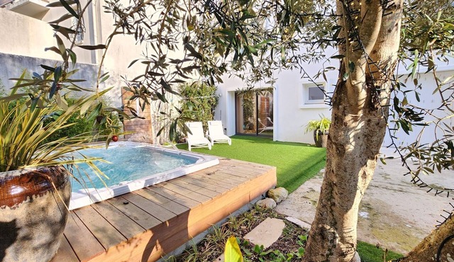 Villa Alekatele, Elegant Rental, 100 m from the Beach - 1700