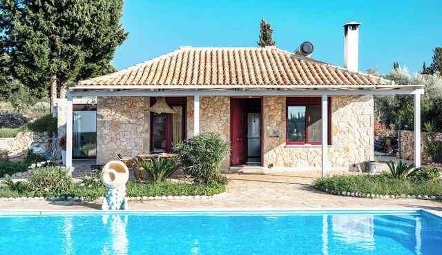 "Villa Alexandros" with Sea View, Private Pool & Wi-Fi