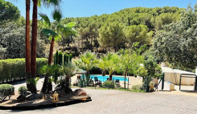 VILLA ALJARAL Spectacular, pool, fireplace, heated, wifi.