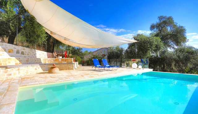 Villa Alkinoos: Secluded, private pool, WiFi, A/C