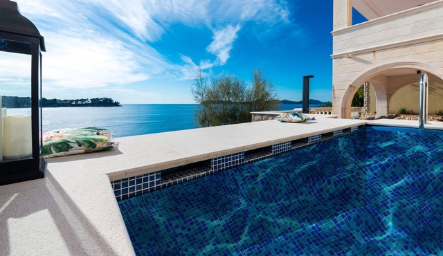 Villa Allya Beautifully and Spacious Villa With Private Beach