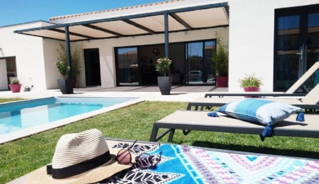 VILLA ALPILLES CRAU CAMARGUE