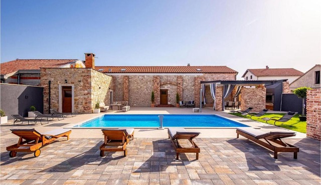 Villa Ambar