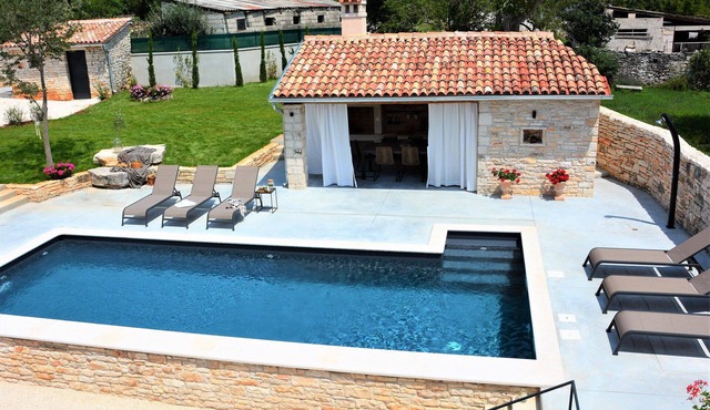 Villa Ambience with Pool