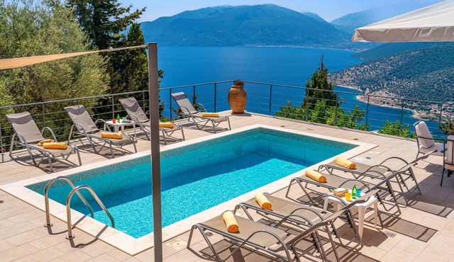 Villa Amore Sunrise by Villa Plus