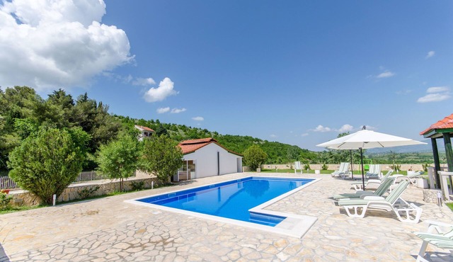 Villa Ana (V5561-K1) - Umljanovic