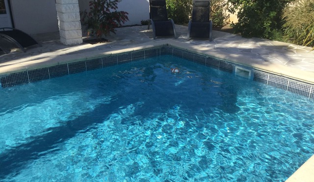 Villa and pool near the sea