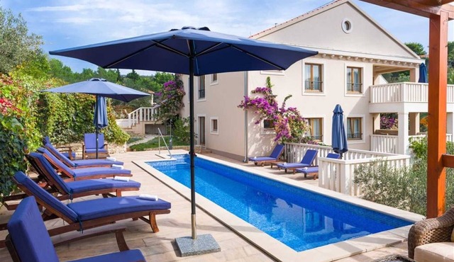 Villa Anna 2F - Best Island vacation - Luxury stay near the beach