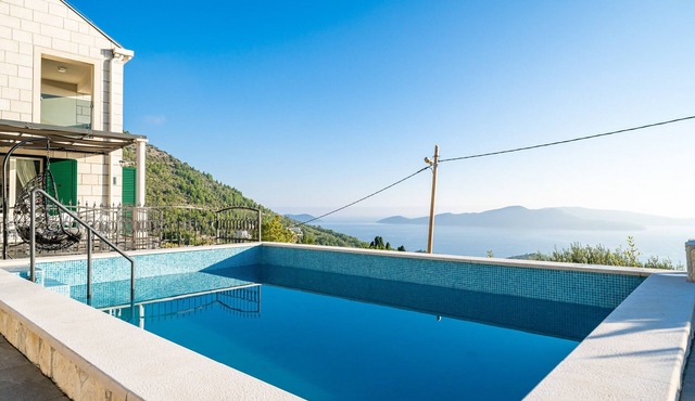 Villa Antea Brsecine - Five Bedroom Villa with Swimming Pool