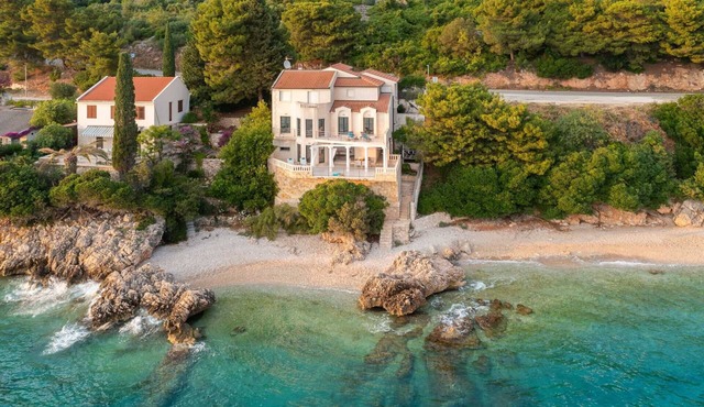 Villa Antonio Zaostrog by Istriaselect Villas