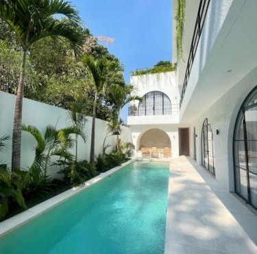 Villa Anwa Cove - Gorgeous 6-BR Villa with 2 Pools in Bali