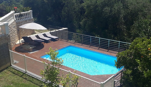 Villa, apartment 125m2, swimming pool, garden 5 min from Menton