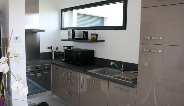 Villa Apartments, private garden and pool, sea view