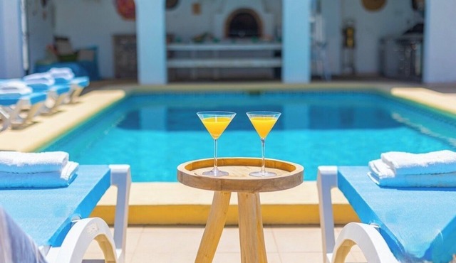 VILLA AQUA VISTA .nnAmazing Seaview Villa with breathtaking views and amenities.