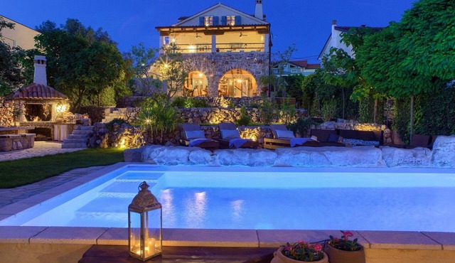 VILLA AQUAMARINE, stone rustic villa, Croatia,Krk,Malinska,free WLAN