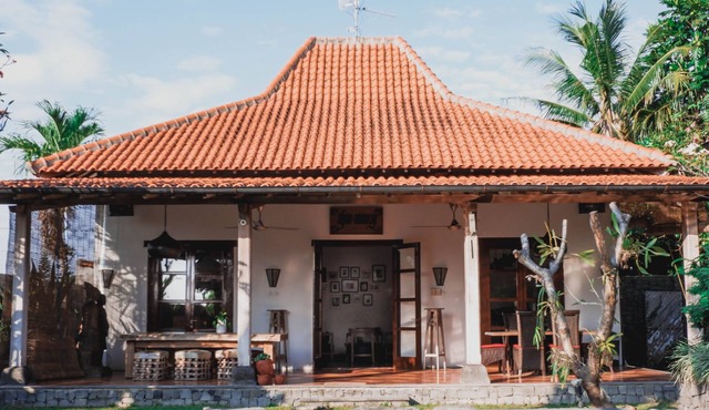 Villa Aquin